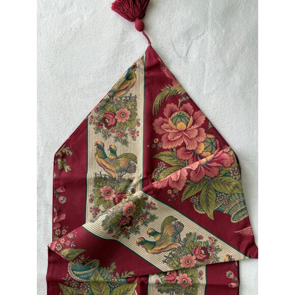 Waverly‎ Rooster Red Burgundy Table Runner Tassels Farmhouse Country Dining - Picture 7 of 10